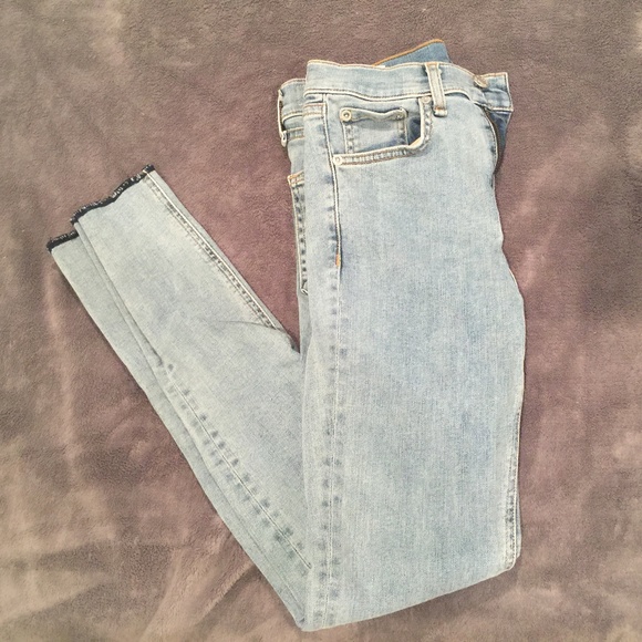 rag & bone Denim - Rag & Bone High Rise Skinny Jeans size 25 light